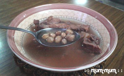 Peanut Soup with Pork Ribs